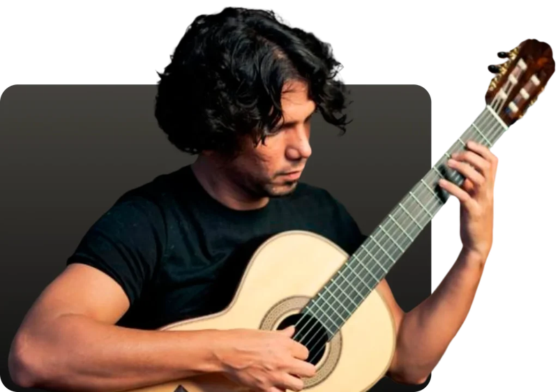 Professor conduzindo uma masterclass de violão